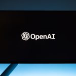 OpenAI passe à la vitesse supérieure avec Broadcom pour développer ses propres puces IA