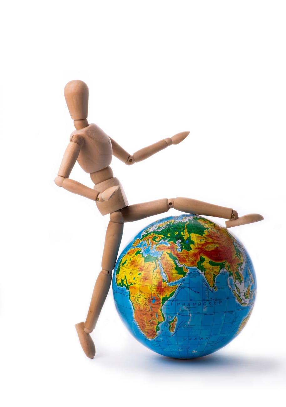 Le Monde en Mutation : Entre Incertitudes et Nouvelles Perspectives